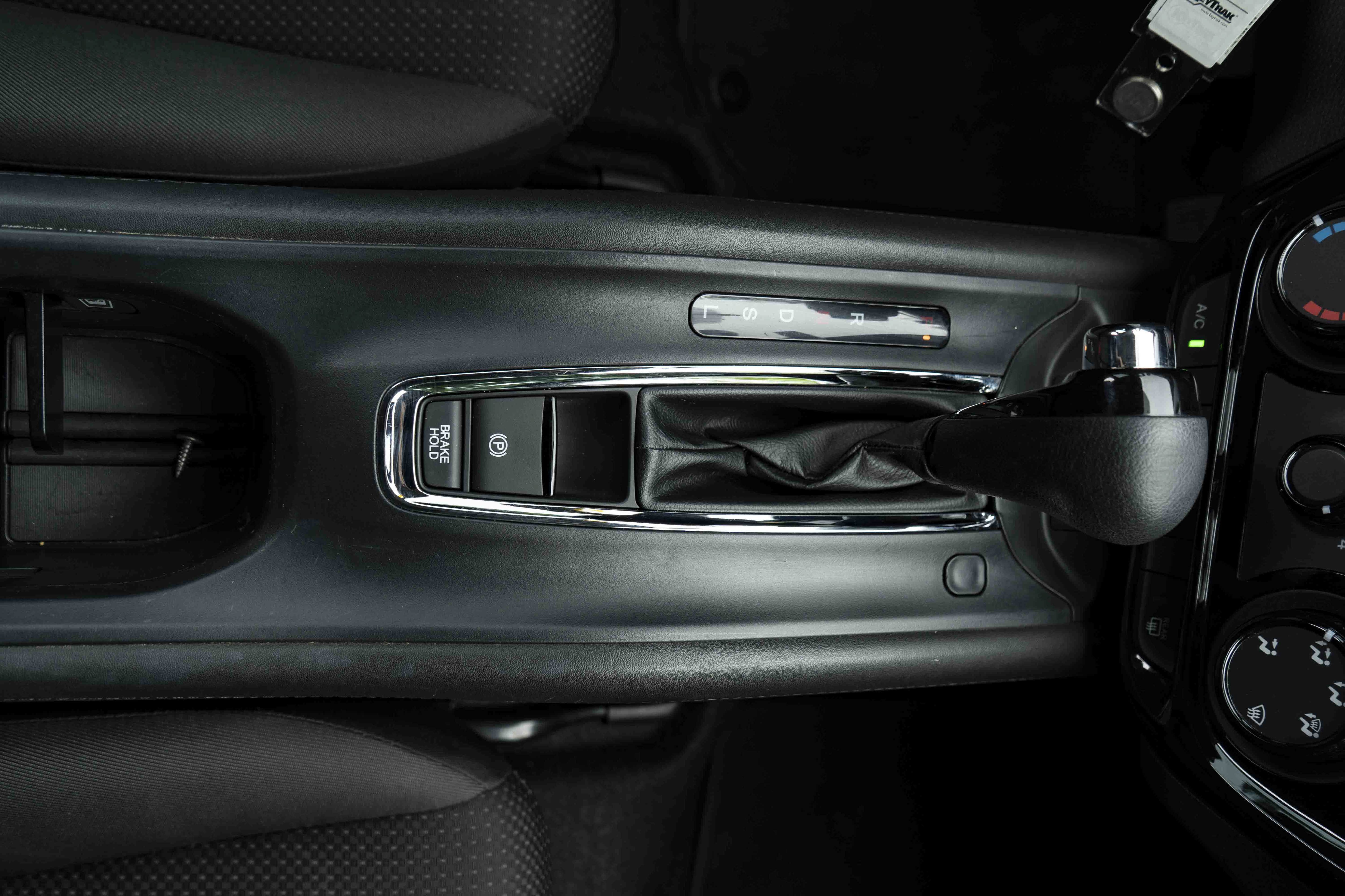 Certified 2022 Honda HR-V LX image 26