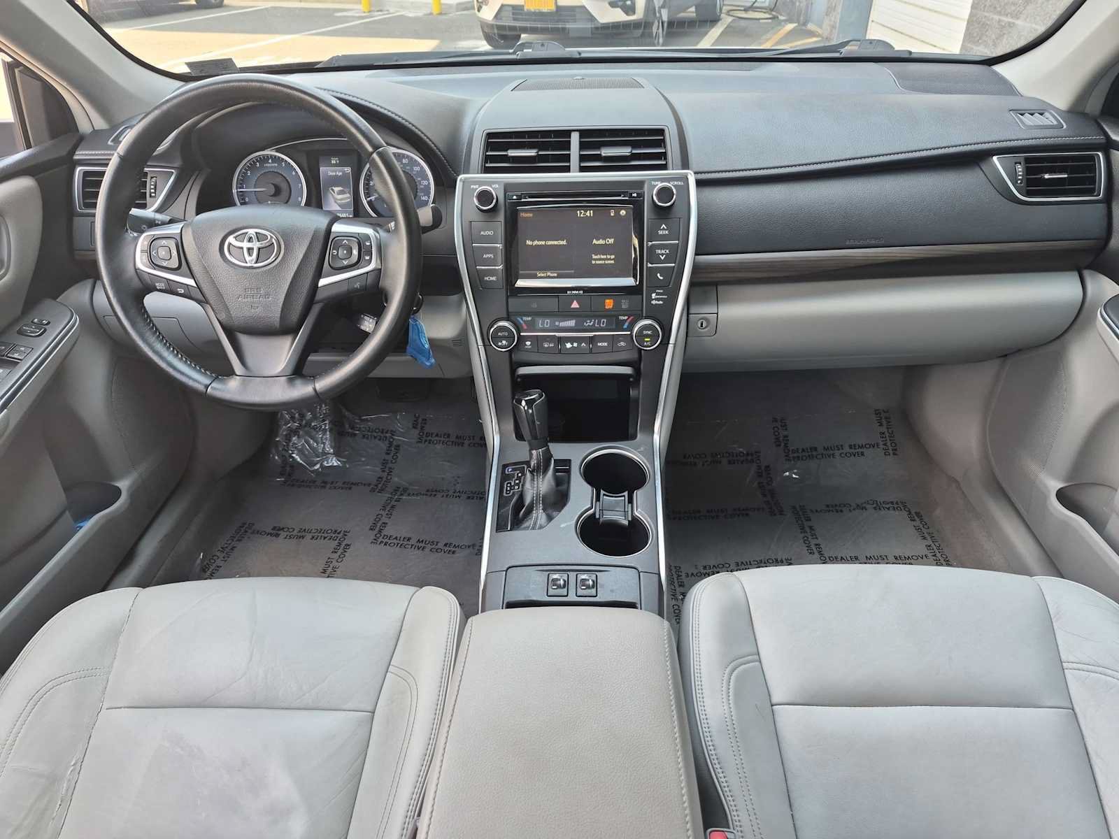 Used 2016 Toyota Camry XLE FWD image 15