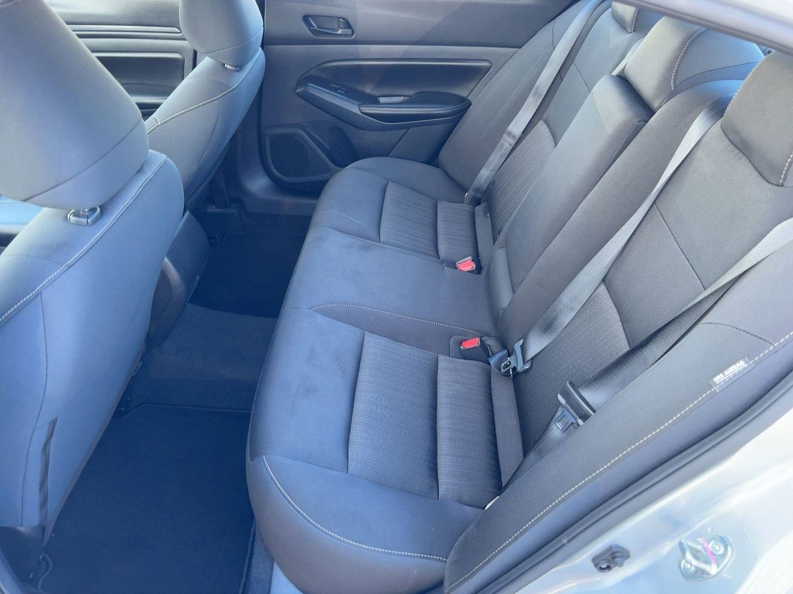 Used 2024 Nissan Altima 2.5 SV image 14