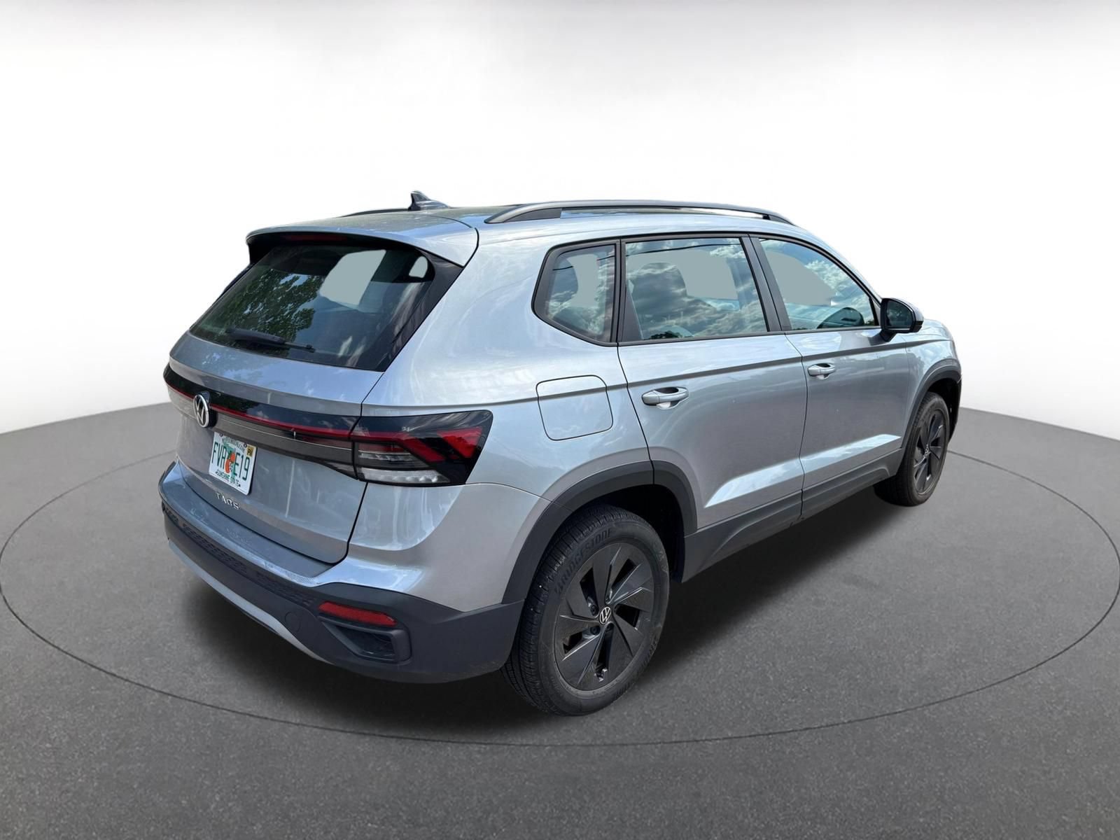 Used 2025 Volkswagen Taos S FWD image 7