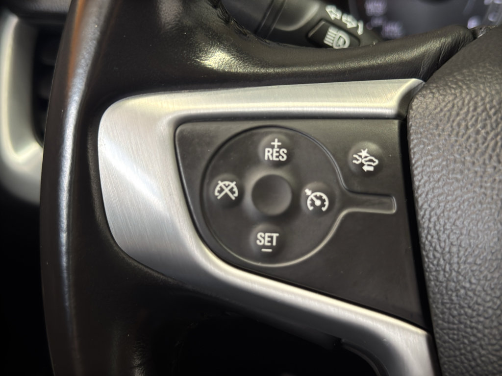 Used 2020 GMC Terrain SLE image 25