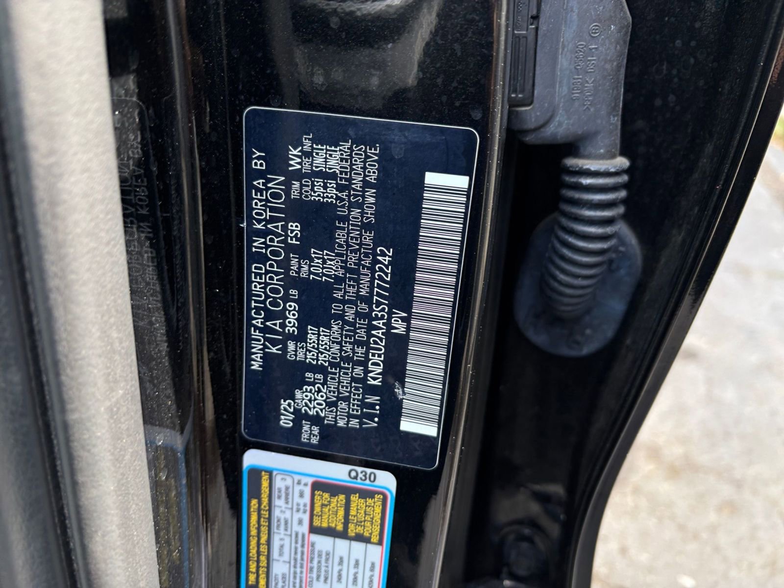 Used 2025 Kia Seltos S FWD image 32