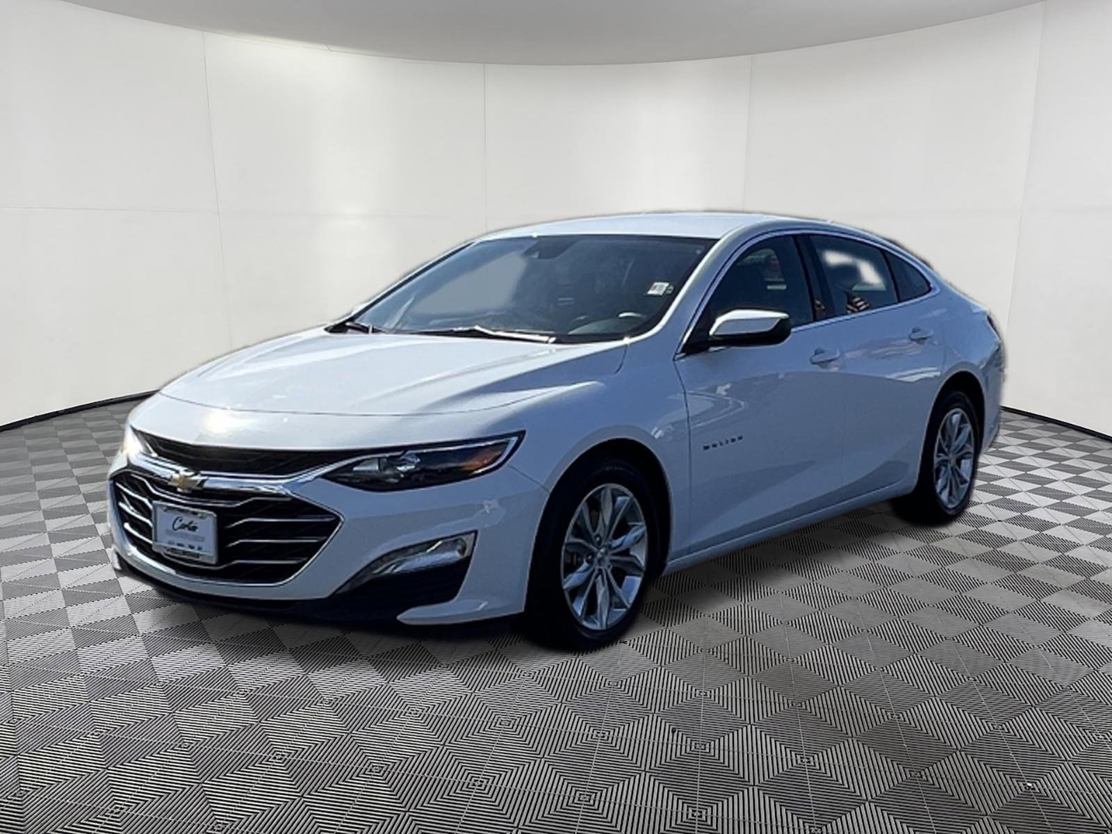 Used 2023 Chevrolet Malibu LT image 3