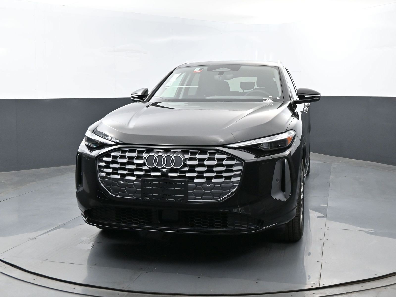 New 2026 Audi Q5 Premium AWD/4WD image 3