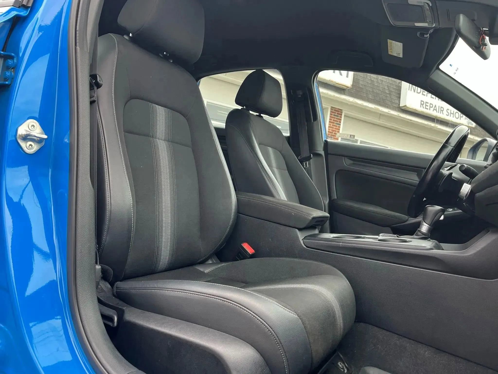 Used 2022 Honda Civic Sport image 14
