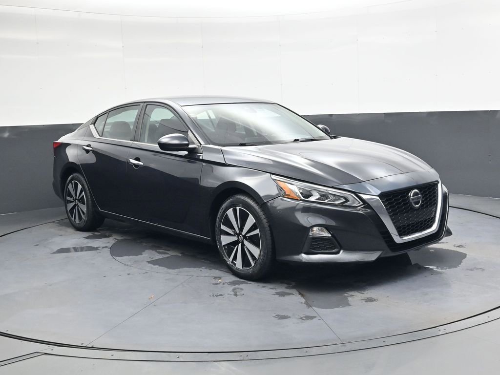 Used 2022 Nissan Altima 2.5 SV image 1