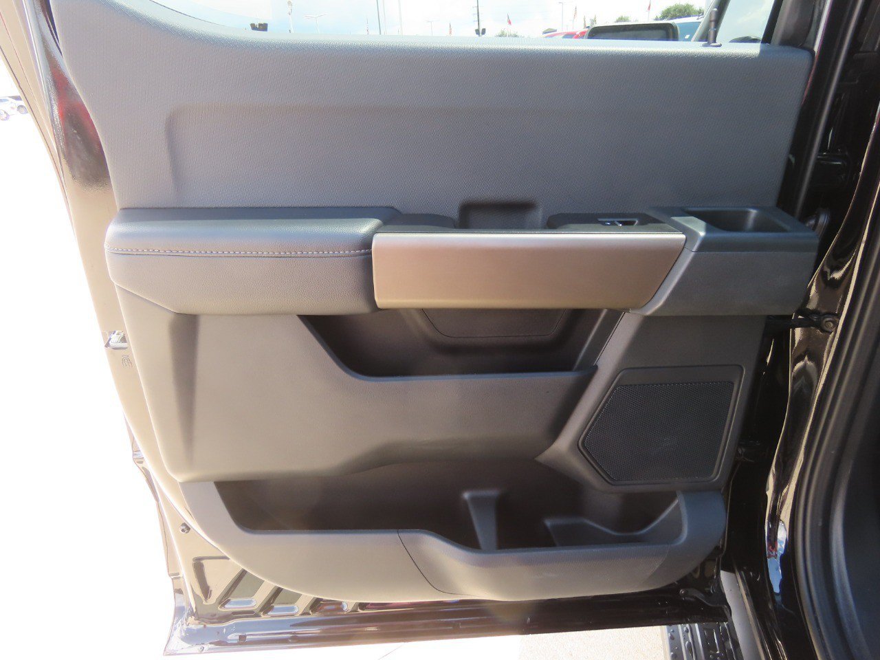 Certified 2025 Ford F150 STX w/ Equipment Group 201A FX4 AWD/4WD image 19