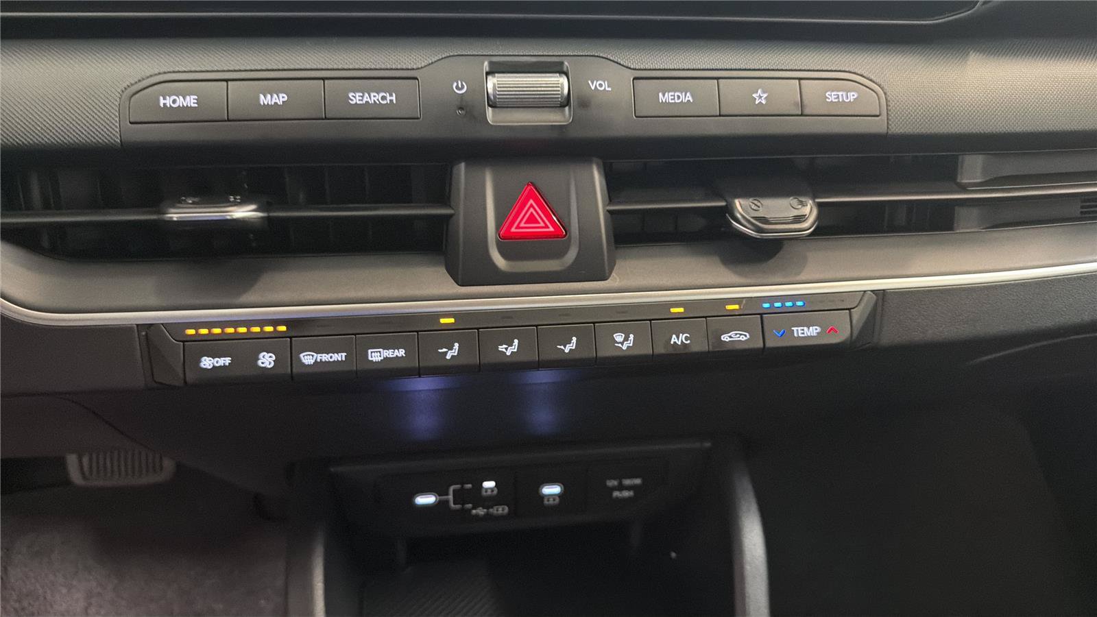 New 2026 Kia K4 FWD image 18