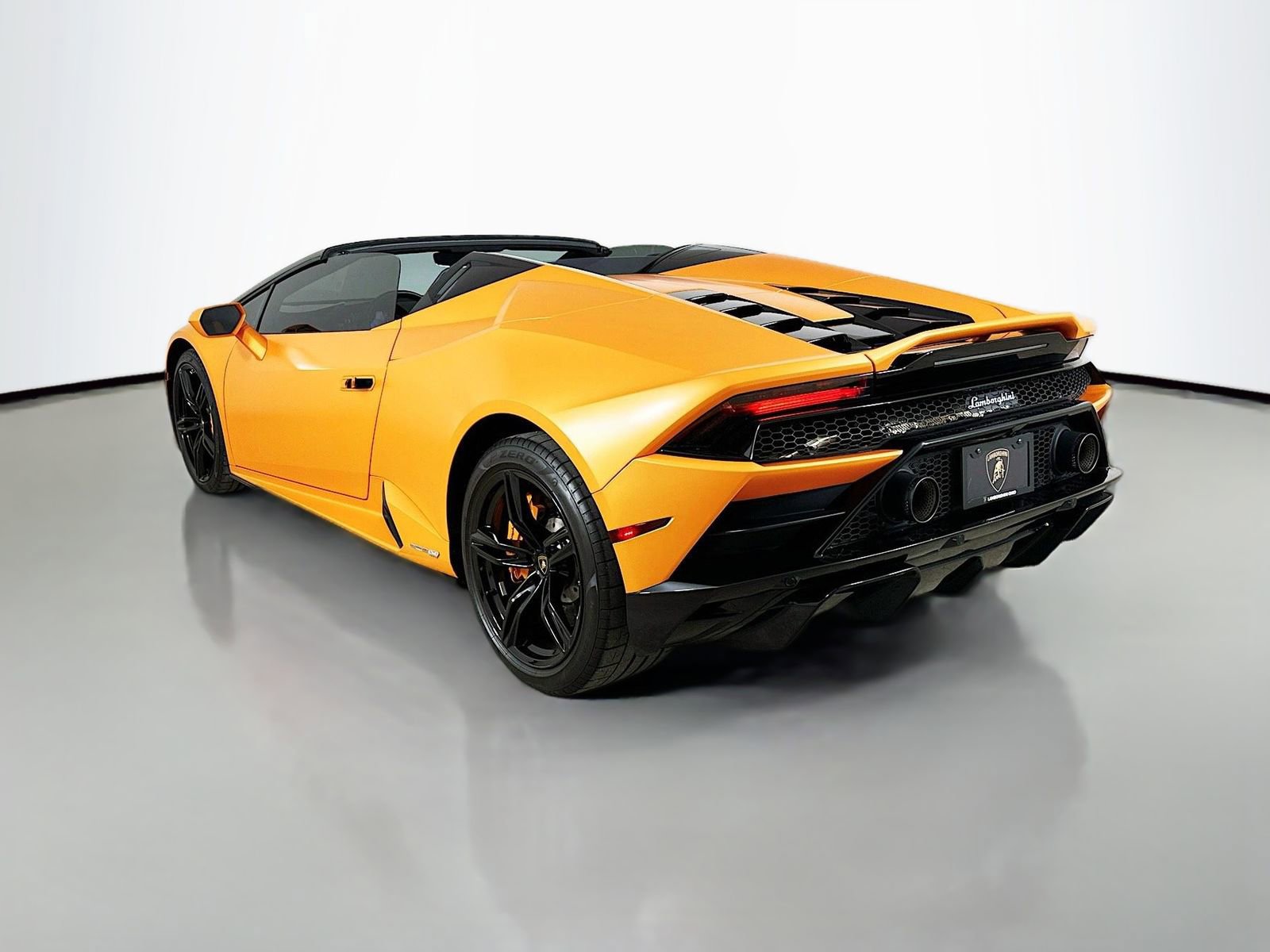 Used 2021 Lamborghini Huracan EVO RWD image 67
