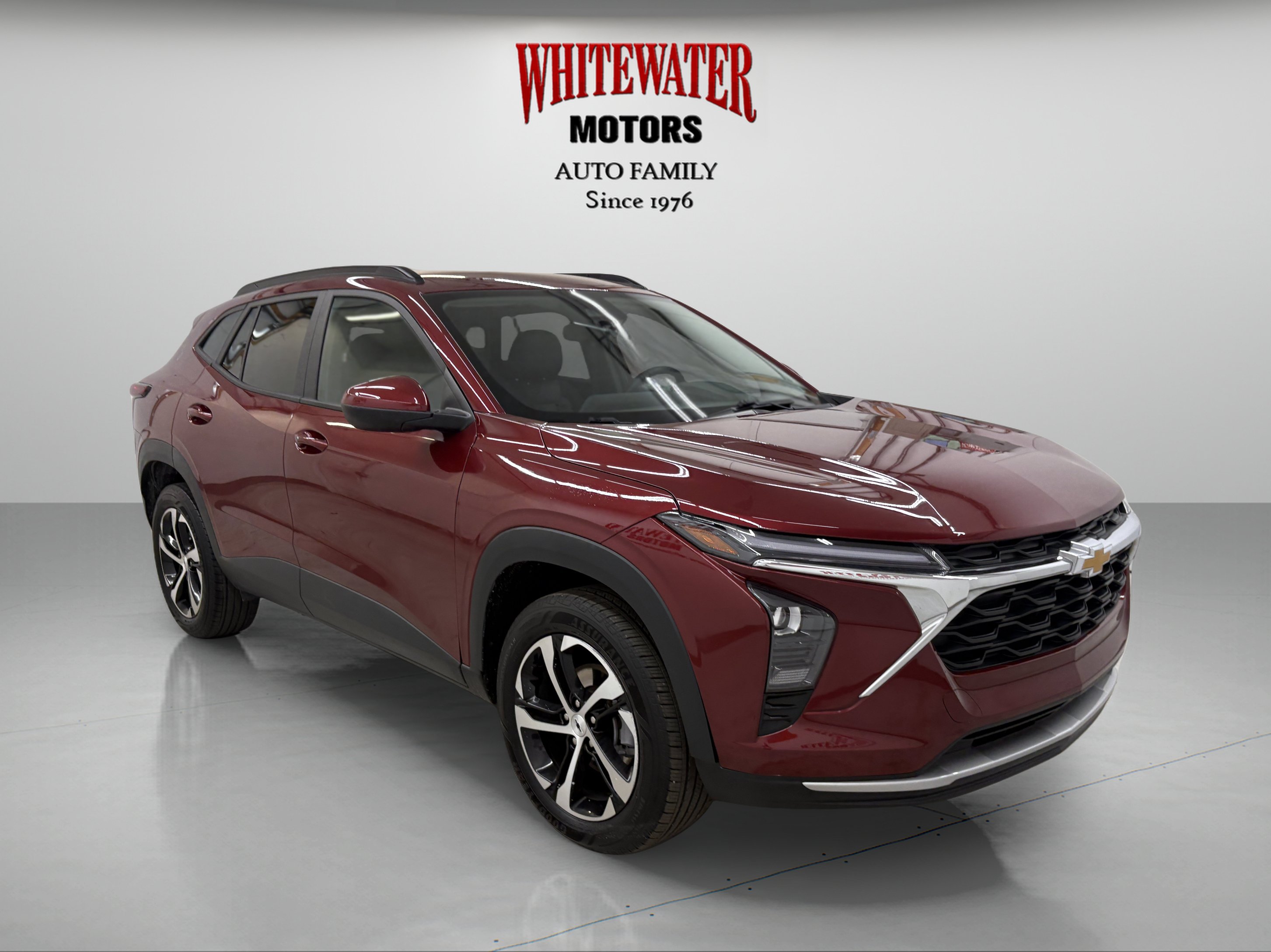 Used 2025 Chevrolet Trax LT w/ Driver Confidence Package FWD image 5
