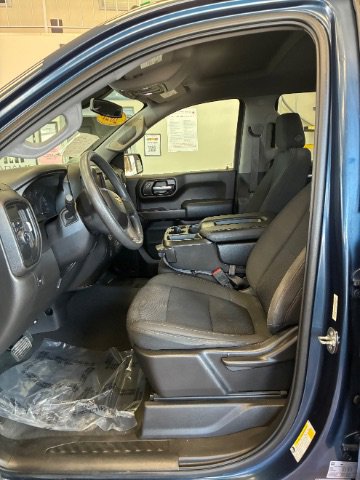 Used 2021 Chevrolet Silverado 1500 Custom image 11