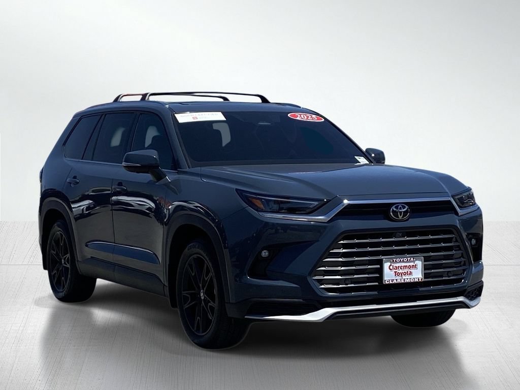 Certified 2025 Toyota Grand Highlander AWD Hybrid image 12