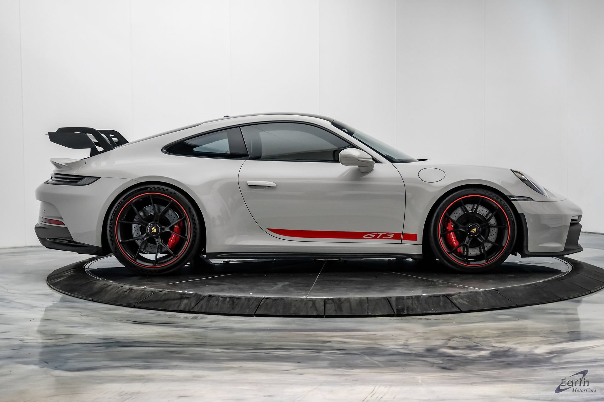 Used 2022 Porsche 911 GT3 RWD image 26