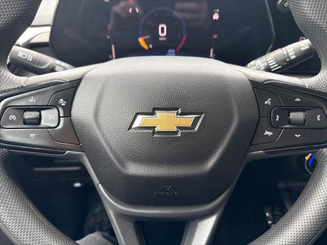 Used 2025 Chevrolet TrailBlazer LS w/ LS Confidence Package FWD image 16