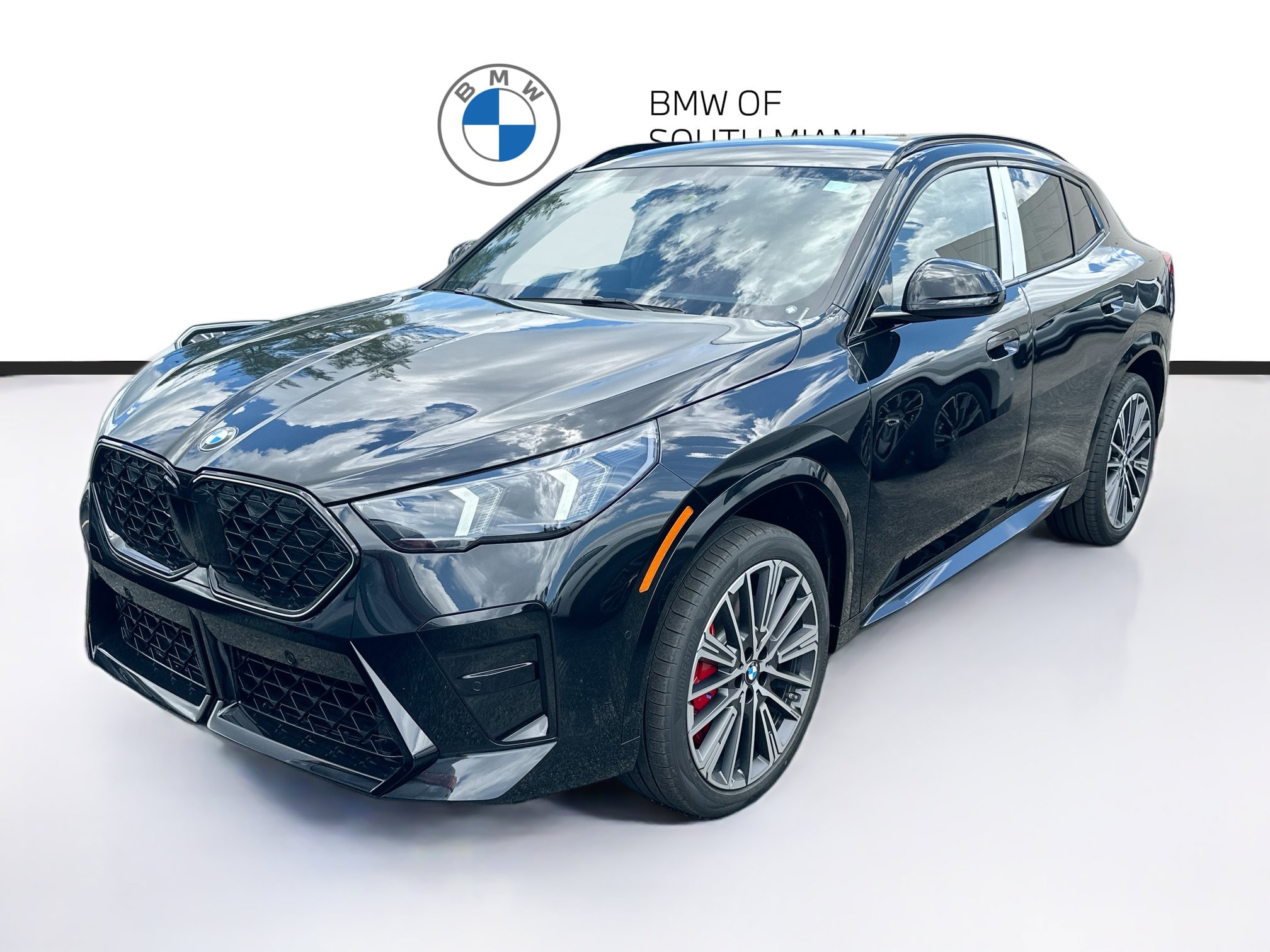 New 2026 BMW X2 xDrive28i AWD/4WD image 3