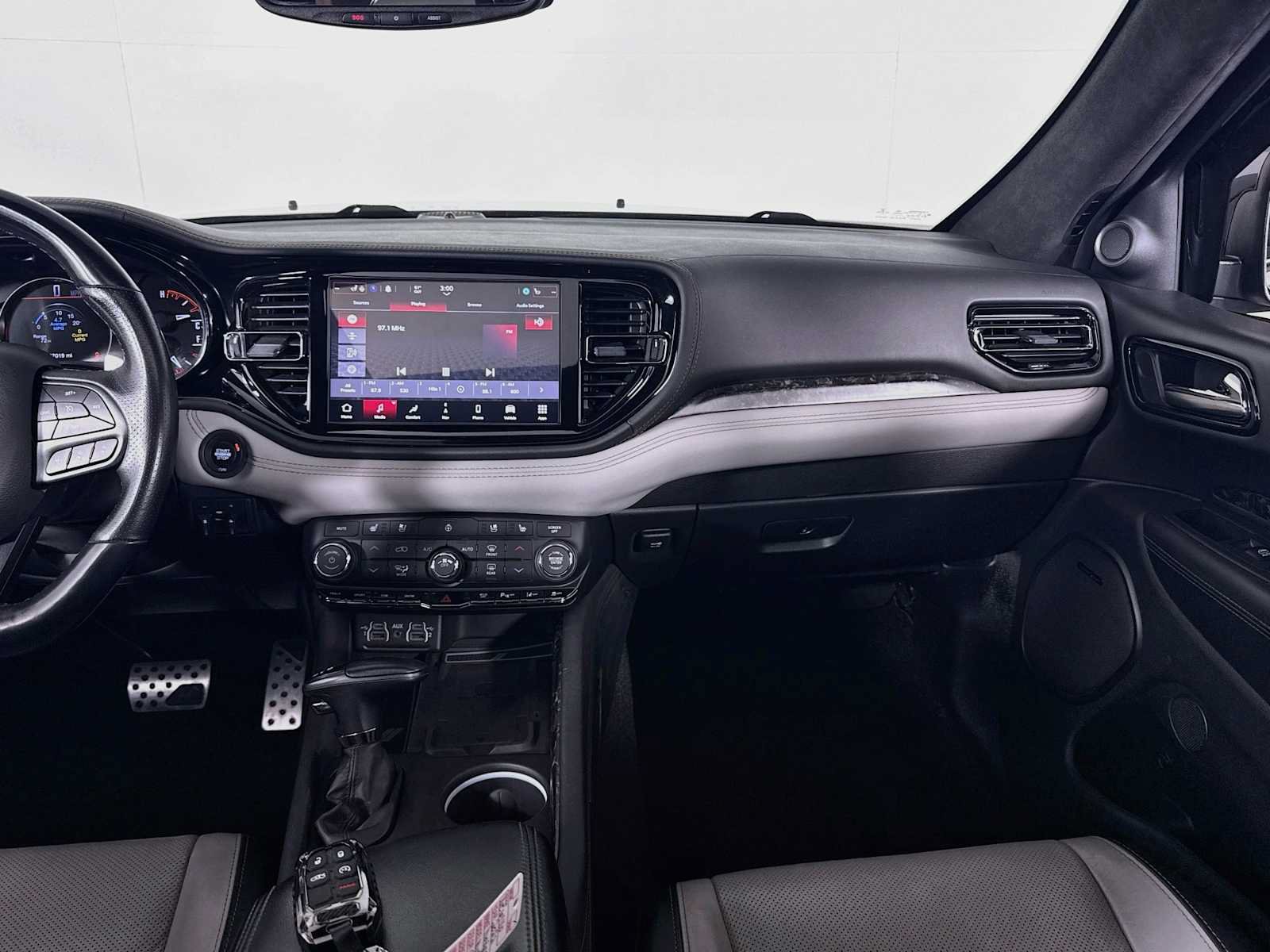 Used 2022 Dodge Durango R/T AWD/4WD image 12