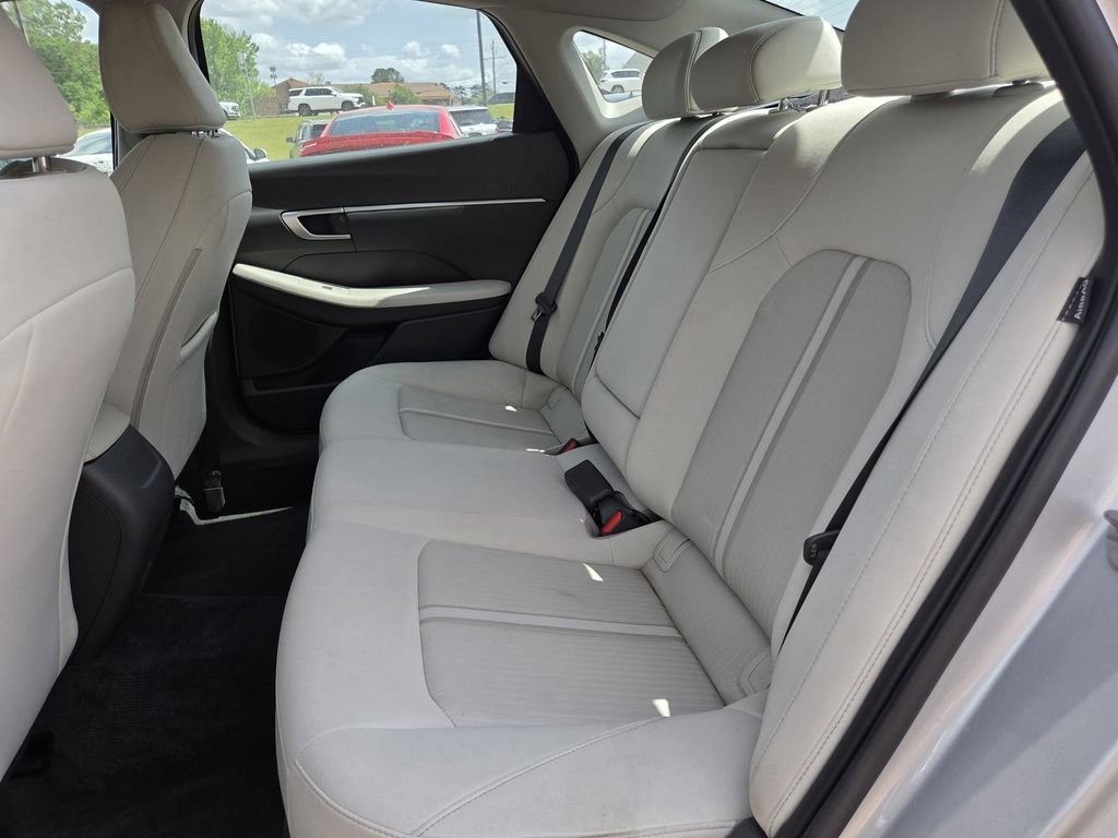 Used 2025 Hyundai Sonata SEL FWD image 19