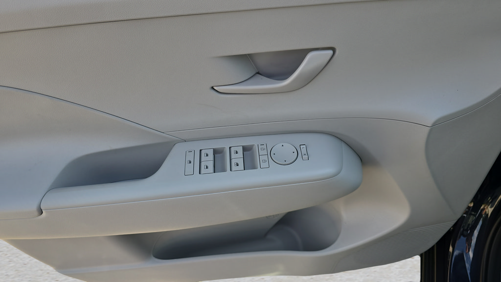 New 2027 Hyundai Kona SEL Sport AWD/4WD image 16