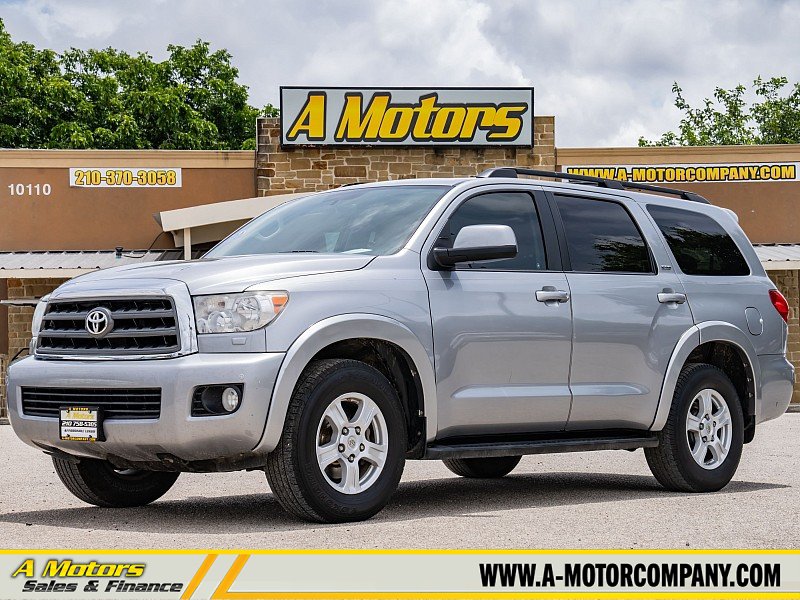 Used 2017 Toyota Sequoia SR5 w/ Premium Package