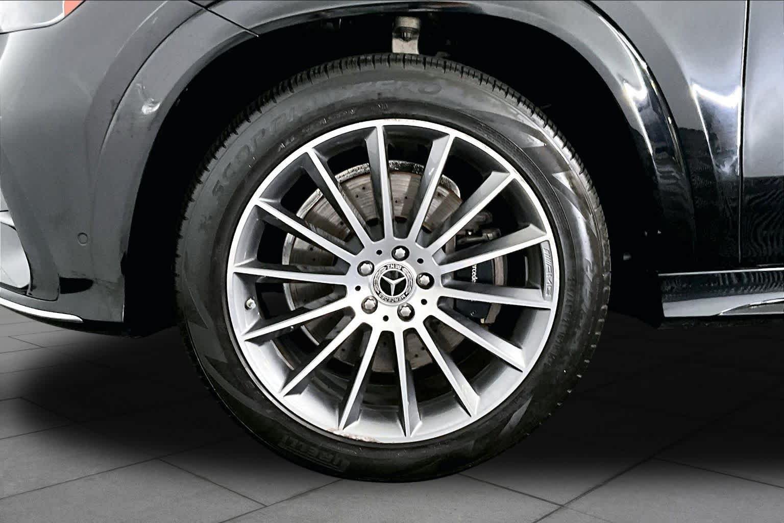 Used 2024 Mercedes-Benz GLE 350 4MATIC image 11