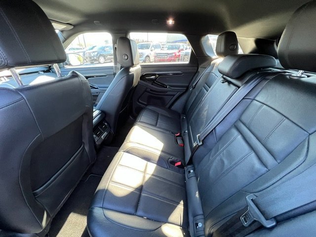 Used 2020 Land Rover Range Rover Evoque SE image 13