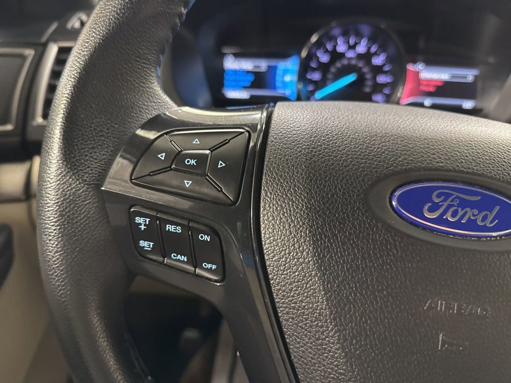 Used 2018 Ford Explorer XLT w/ Equipment Group 202A FWD image 20