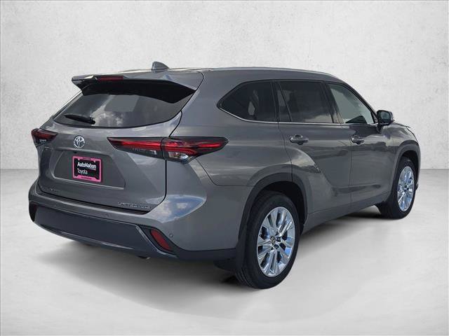 New 2026 Toyota Highlander Limited AWD/4WD image 2