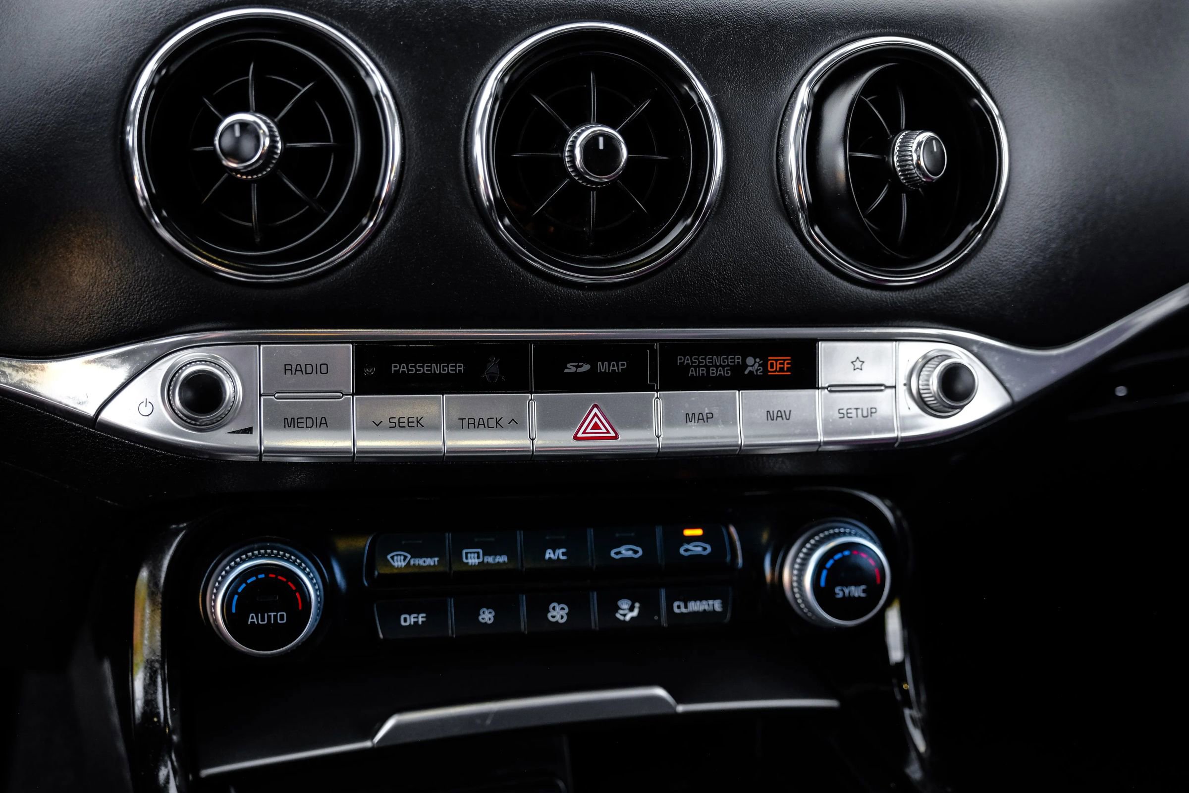 Used 2020 Kia Stinger GT2 image 20