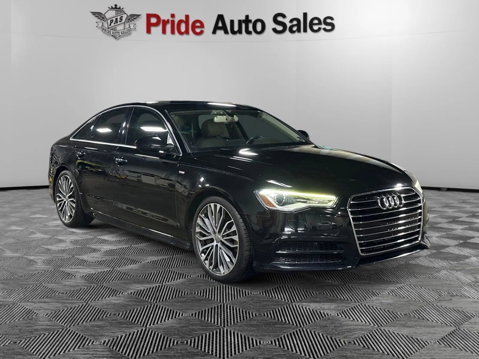 Used 2017 Audi A6 2.0T Premium FWD image 3