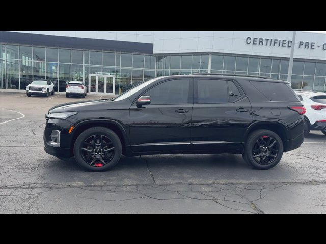 Used 2023 Chevrolet Traverse Premier w/ Redline Edition AWD/4WD image 5