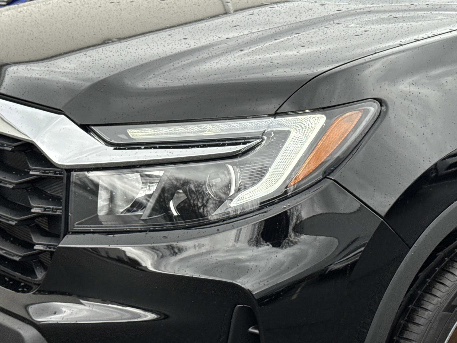 Certified 2023 Honda Passport EX-L image 29