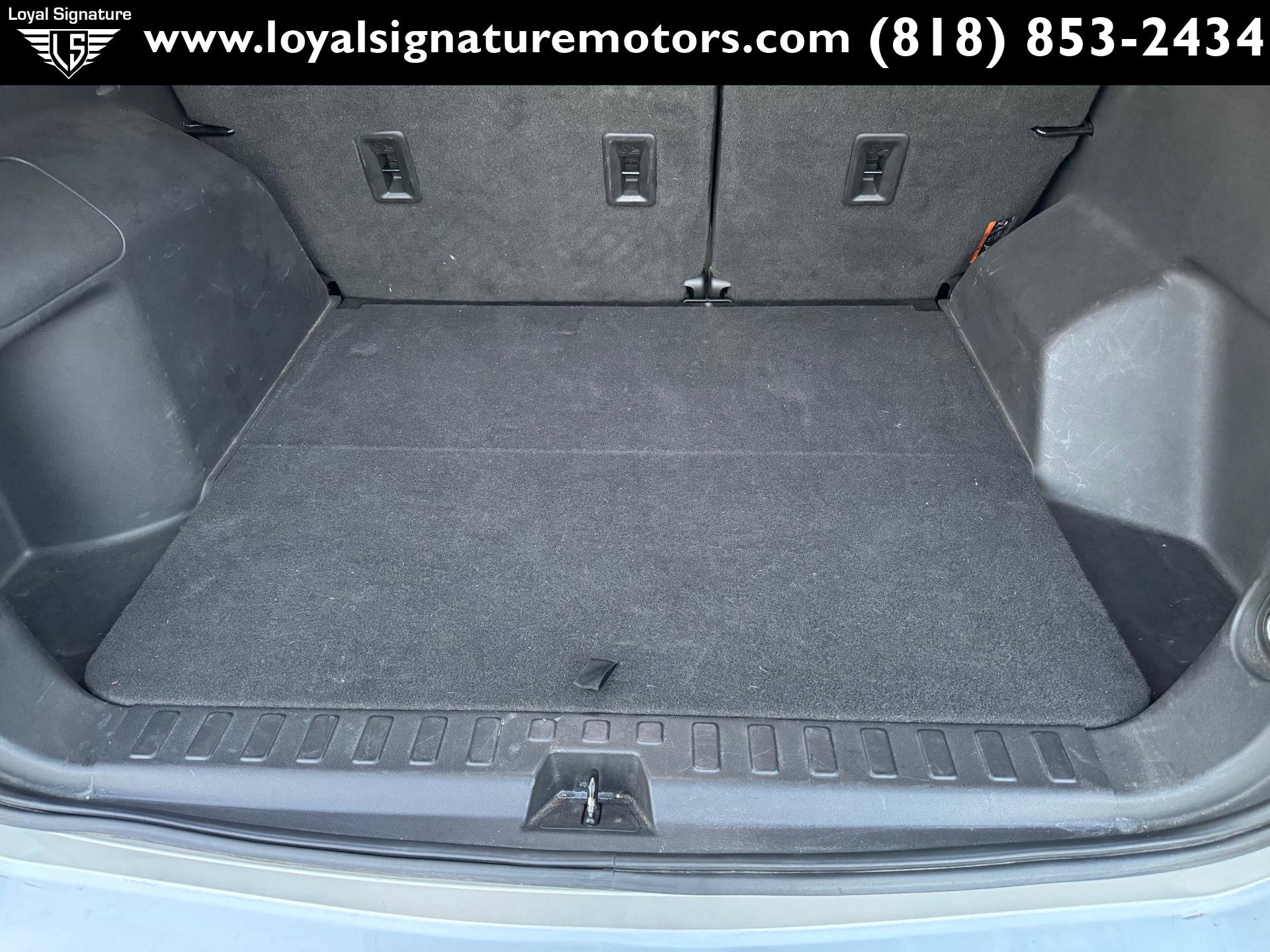 Used 2020 Chevrolet Equinox LS w/ LS Convenience Package image 10