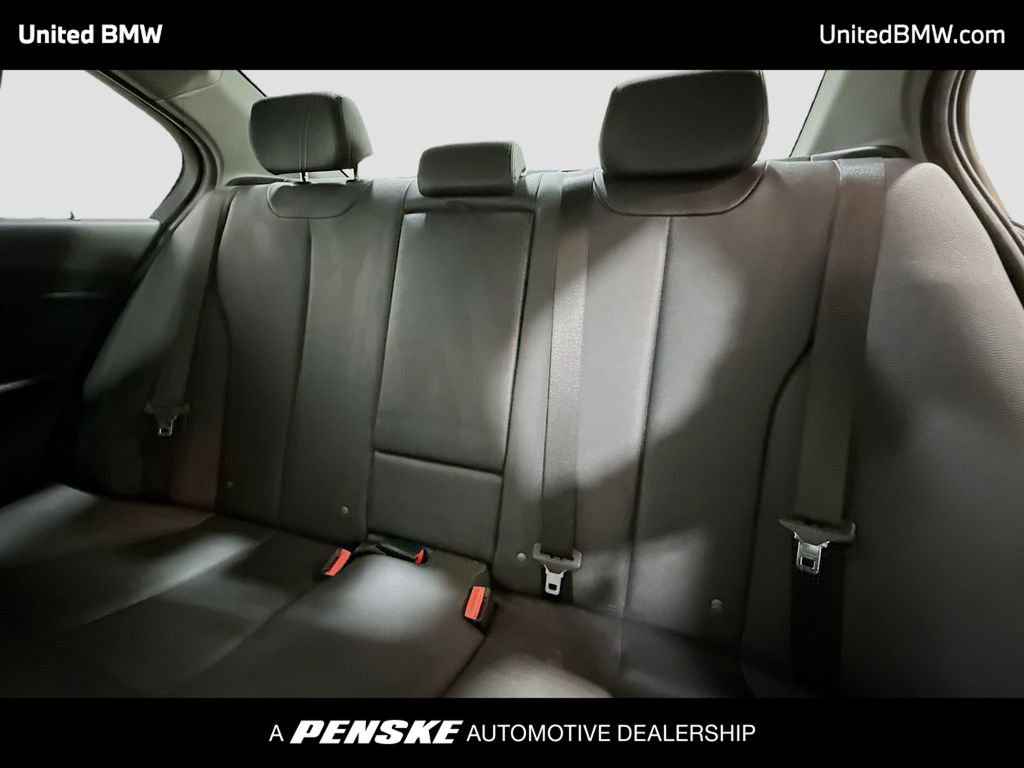 Used 2018 BMW 320i Sedan image 11