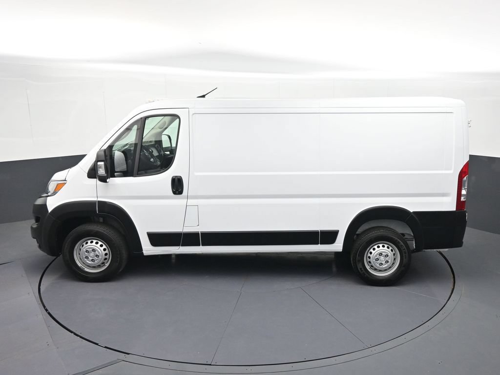 Used 2025 RAM ProMaster 2500 w/ Convenience Group FWD image 27