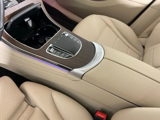 Used 2022 Mercedes-Benz GLC 300 4MATIC image 16