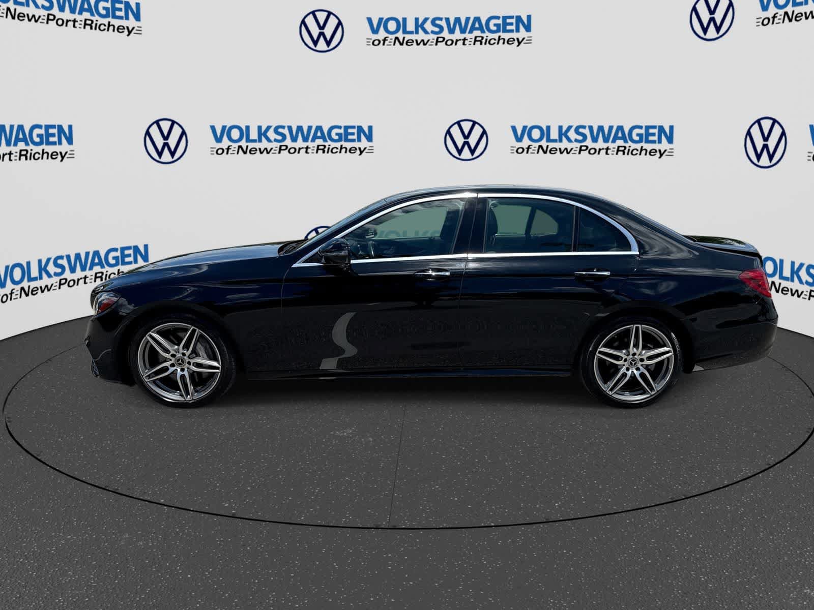 Used 2020 Mercedes-Benz E 350 Sedan image 11