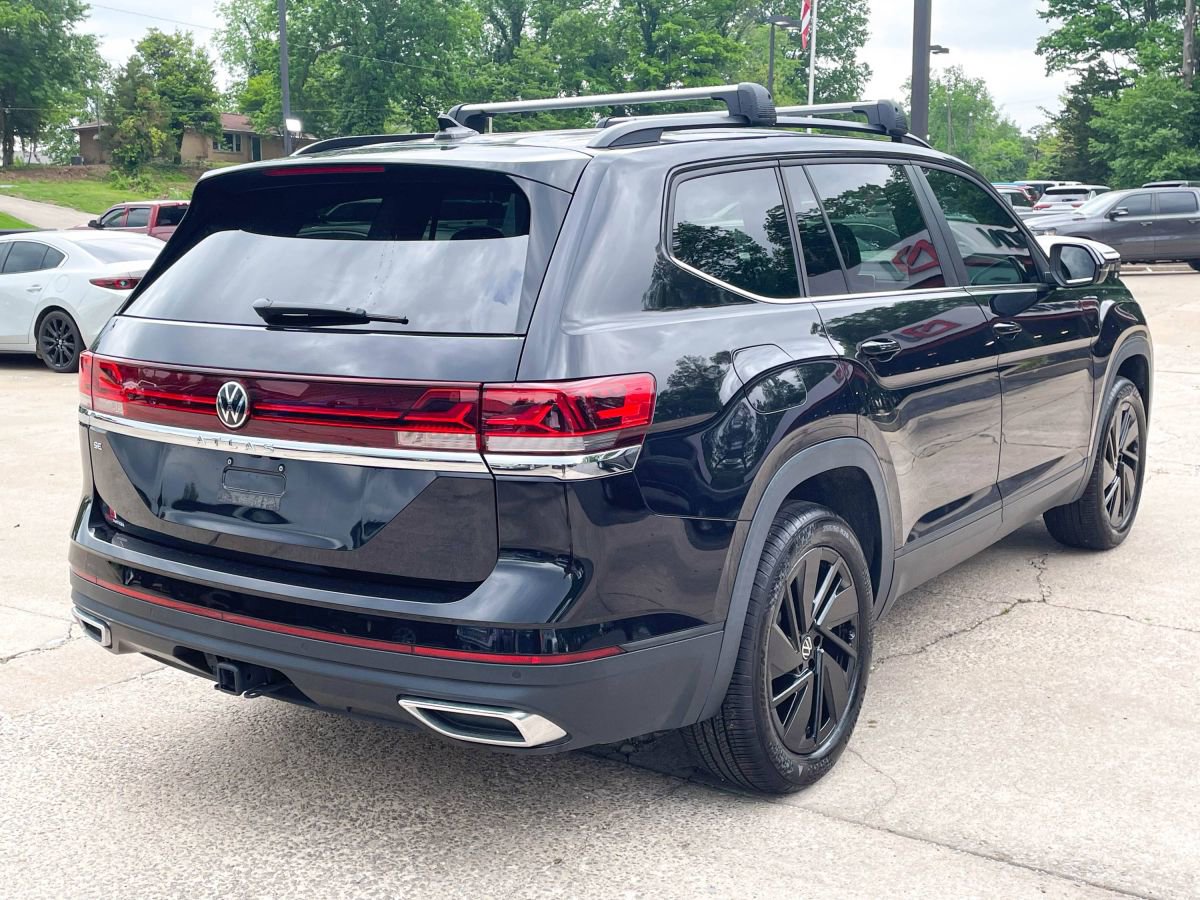 Used 2024 Volkswagen Atlas SE FWD image 6