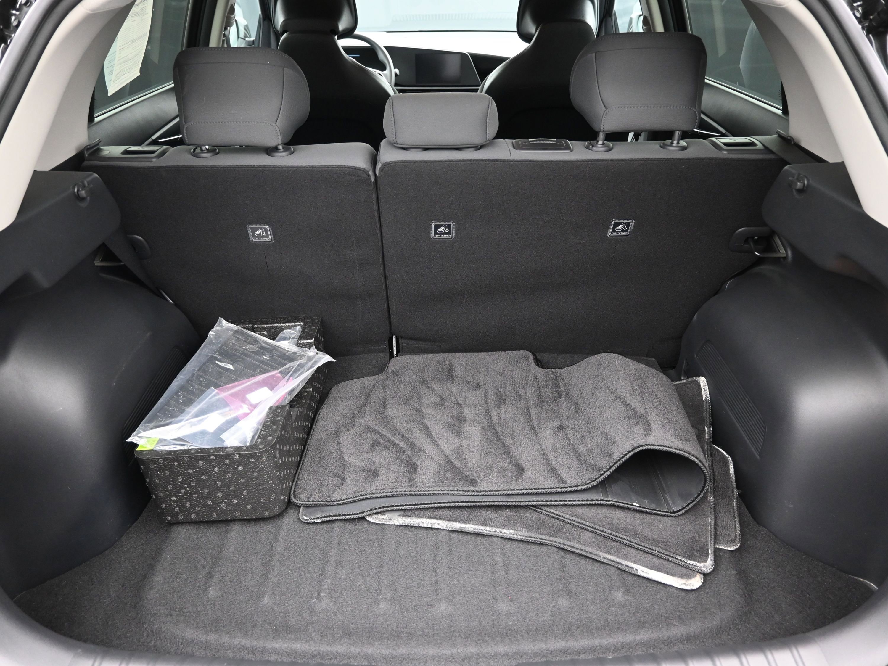 Used 2024 Kia Niro LX image 23