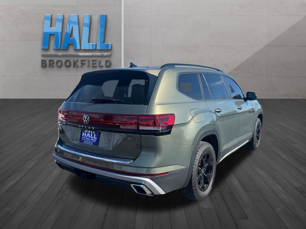 Certified 2024 Volkswagen Atlas Peak Edition SEL image 6
