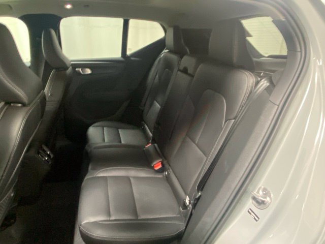 Used 2026 Volvo XC40 B5 Plus AWD/4WD image 14
