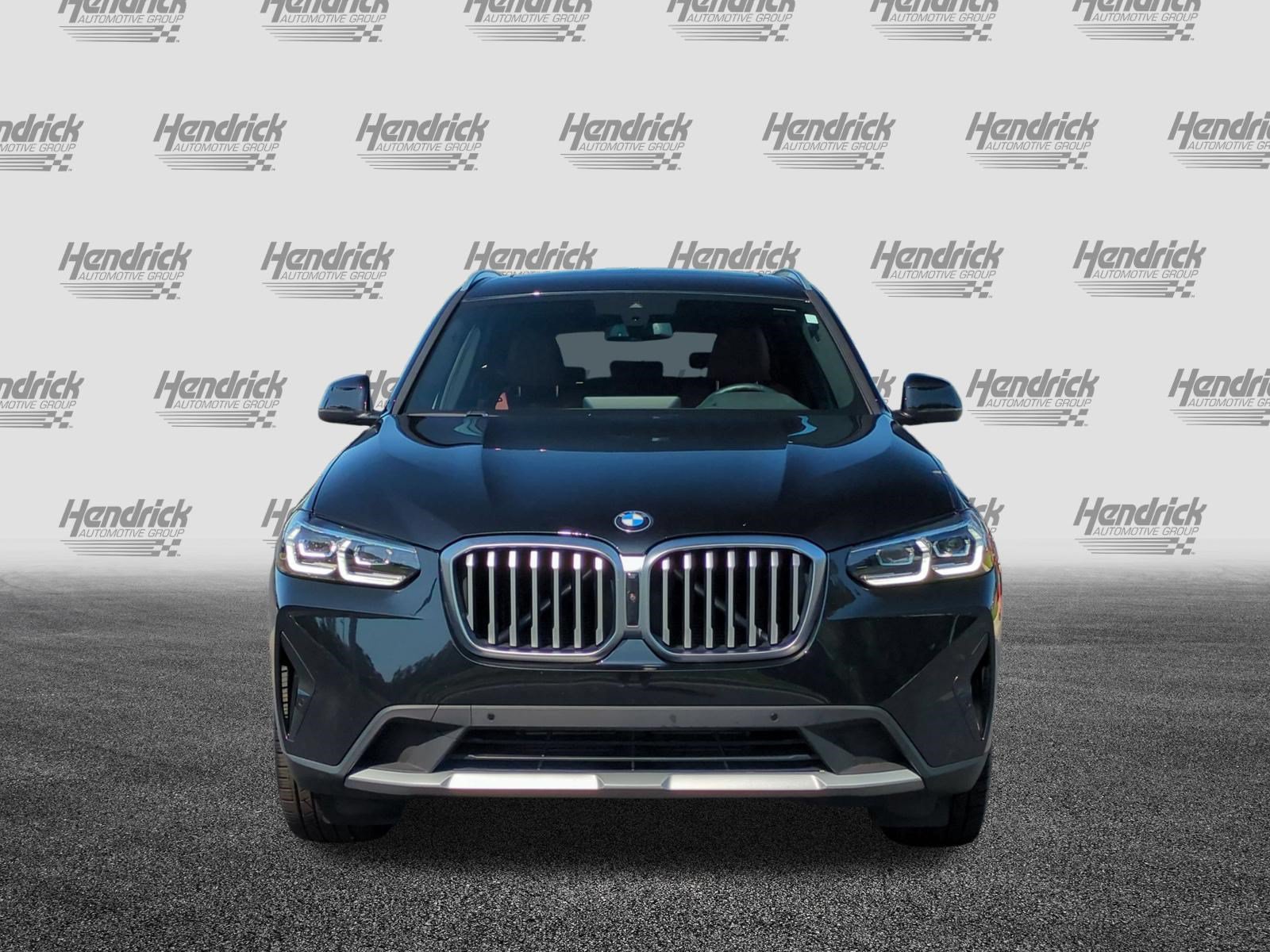 Used 2024 BMW X3 xDrive30i w/ Premium Package AWD/4WD image 3