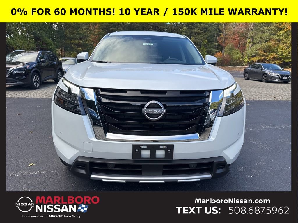 New 2025 Nissan Pathfinder SL w/ Cargo Package image 2