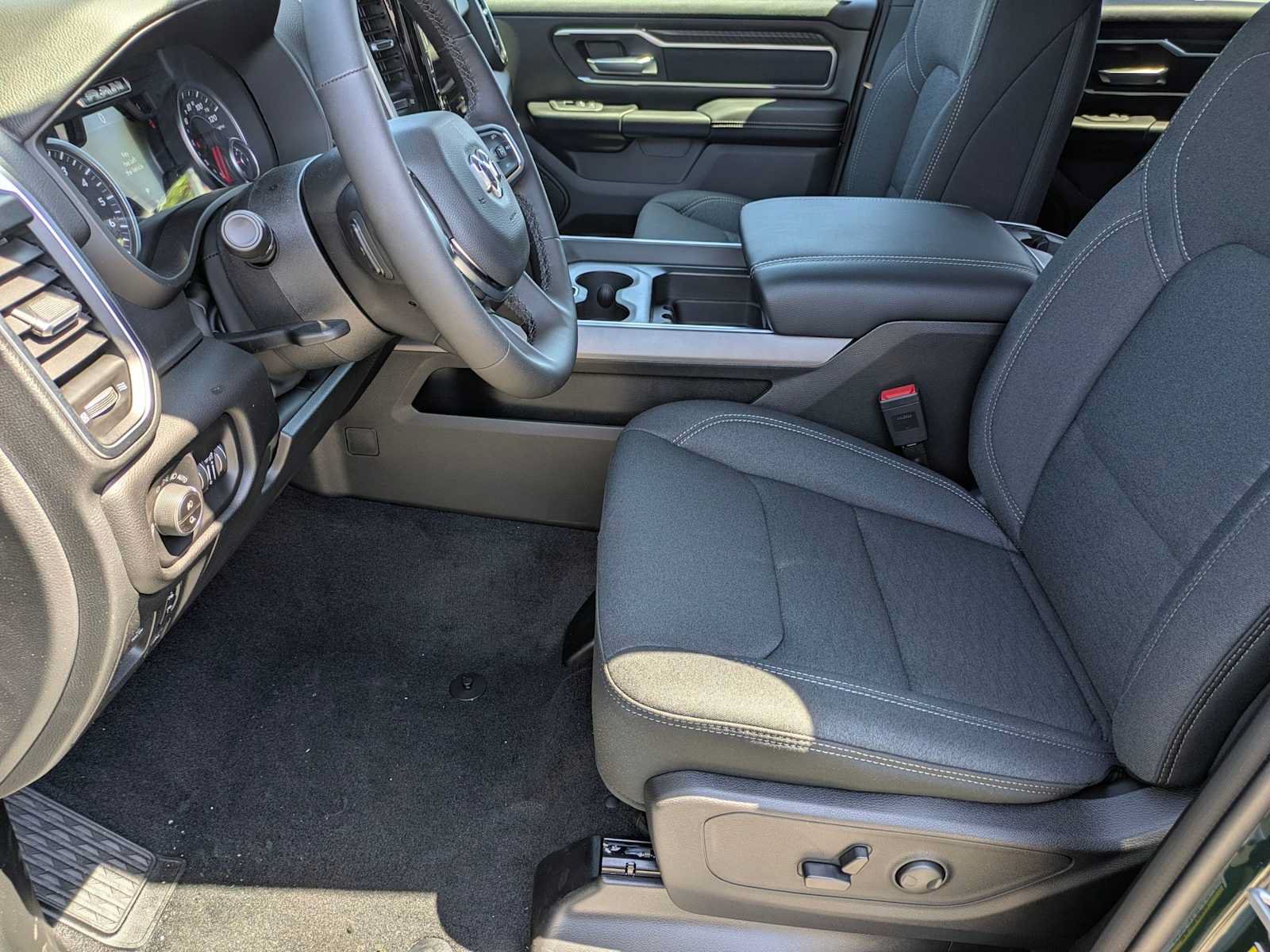 New 2026 RAM 1500 Big Horn AWD/4WD image 13