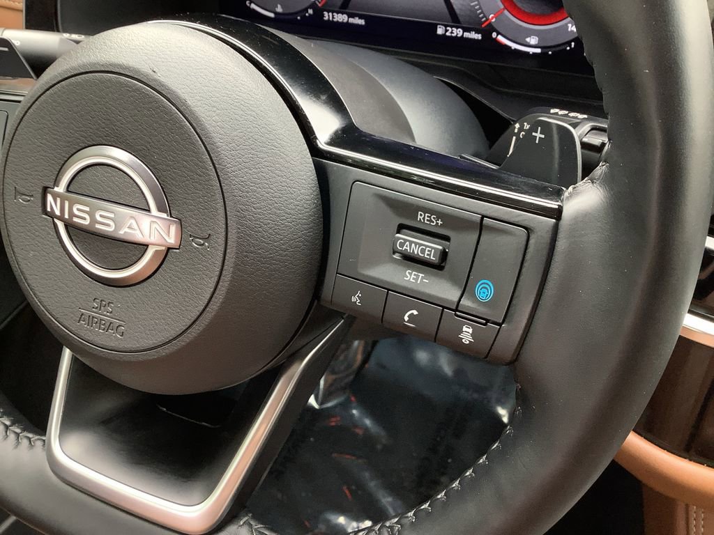 Used 2024 Nissan Pathfinder Platinum image 20