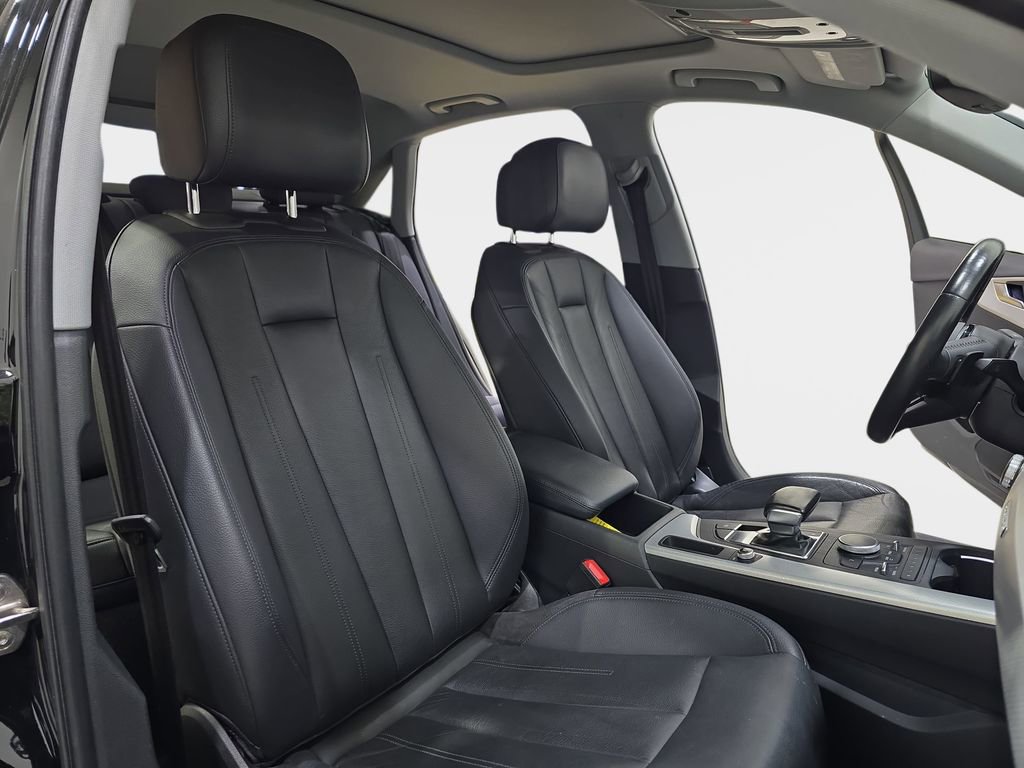 Used 2017 Audi A4 2.0T Premium w/ Convenience Package image 12