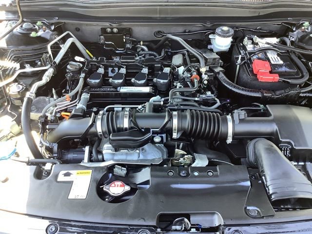 Used 2018 Honda Accord Touring image 21