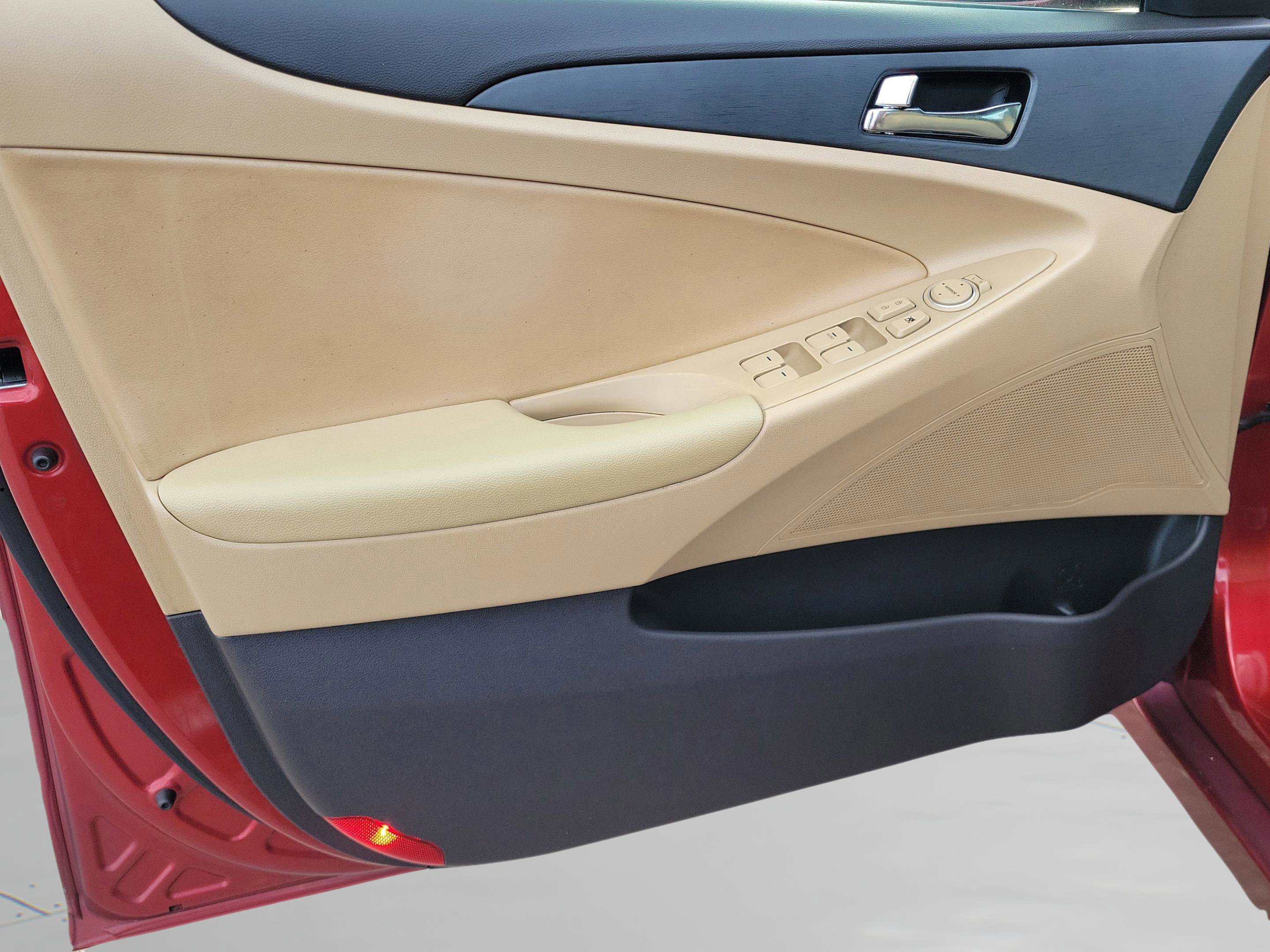 Used 2012 Hyundai Sonata GLS w/ Popular Equipment Pkg image 17