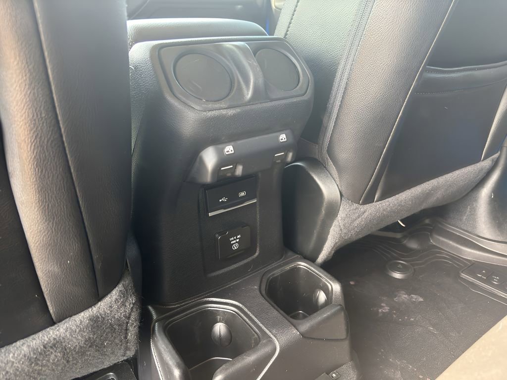 Used 2020 Jeep Gladiator Overland image 14