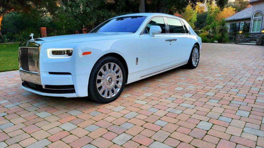 Used 2019 Rolls-Royce Phantom Extended Wheelbase RWD image 1