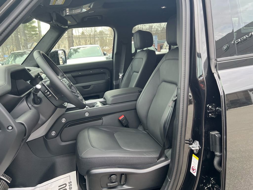 New 2026 Land Rover Defender 110 V8 AWD/4WD image 11